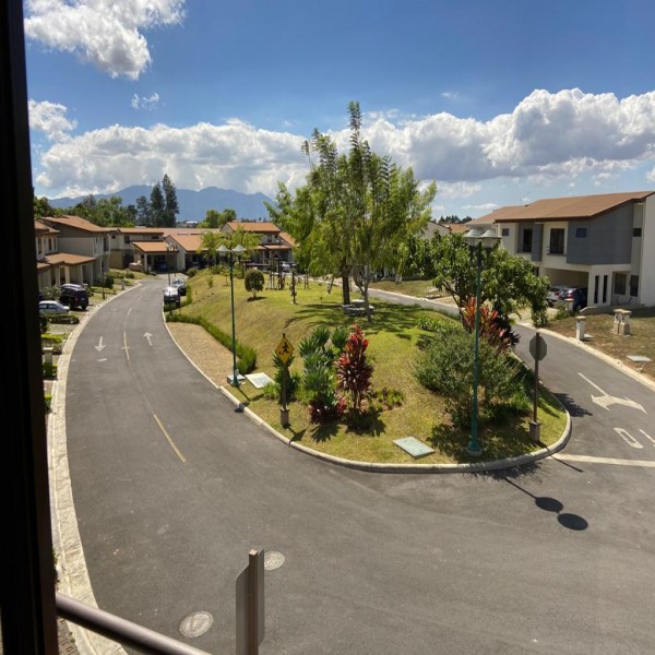 Galeria CONDOMINIO LA FLORESTA