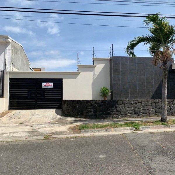 Galeria HERMOSA Y AMPLIA CASA EN PAVAS