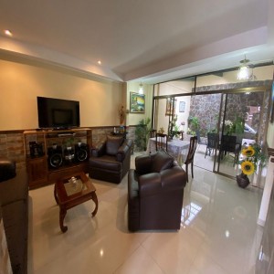 VENTA DE CASA EN CONDOMINIO EN DESAMPARADOS