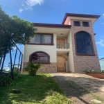 CASA EN OREAMUNO DE CARTAGO